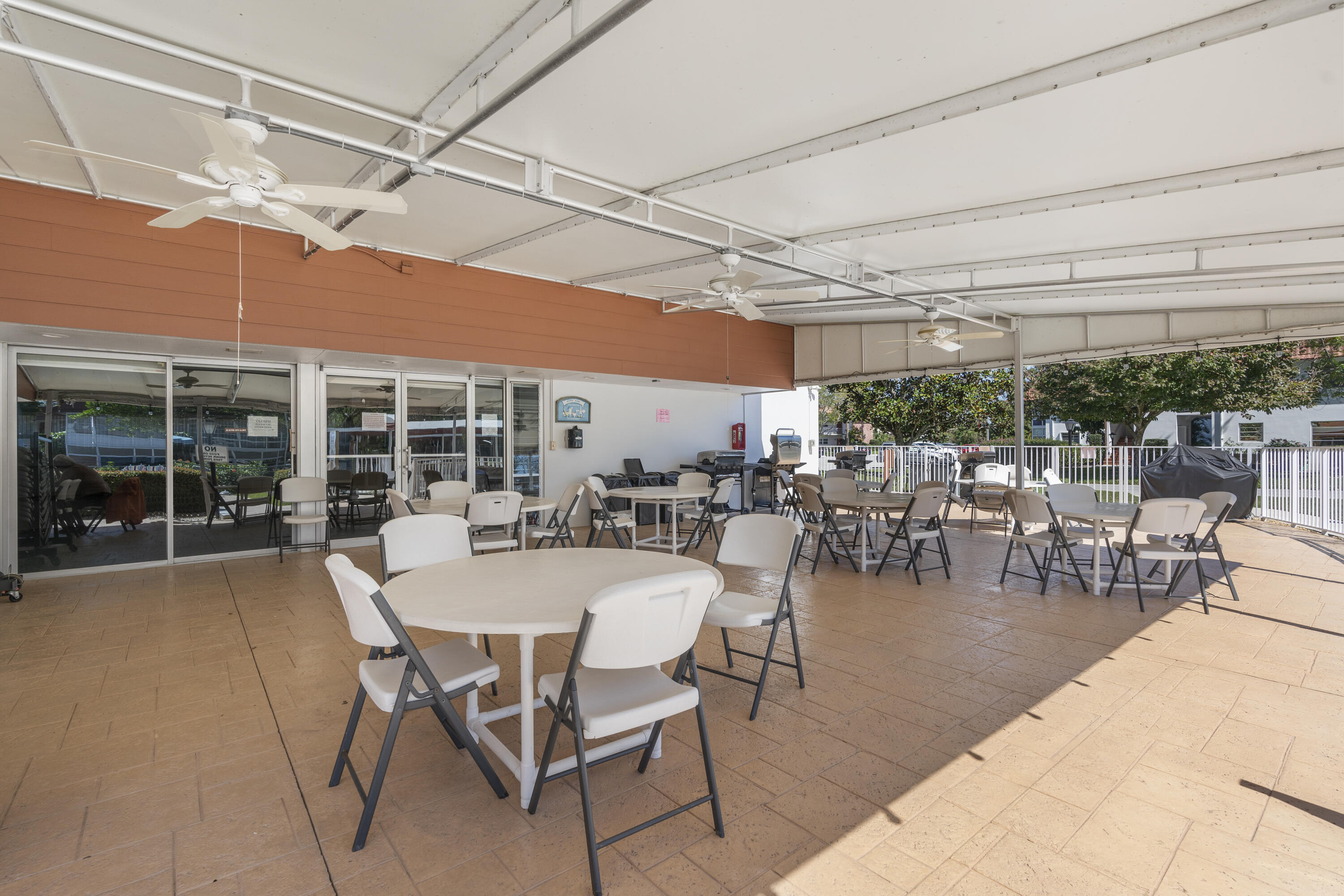 Vista Pines - Residential