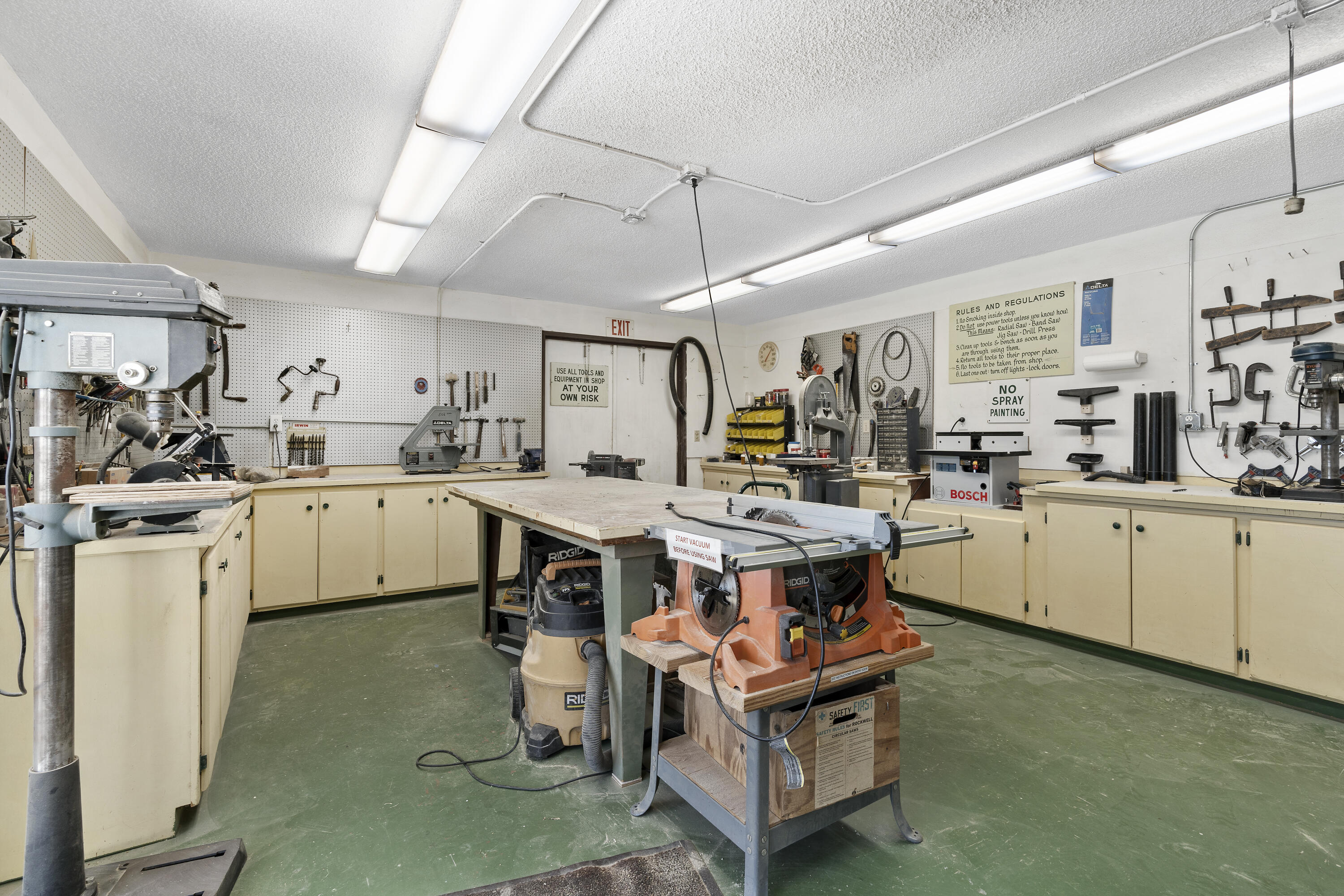 Vista Pines - Residential