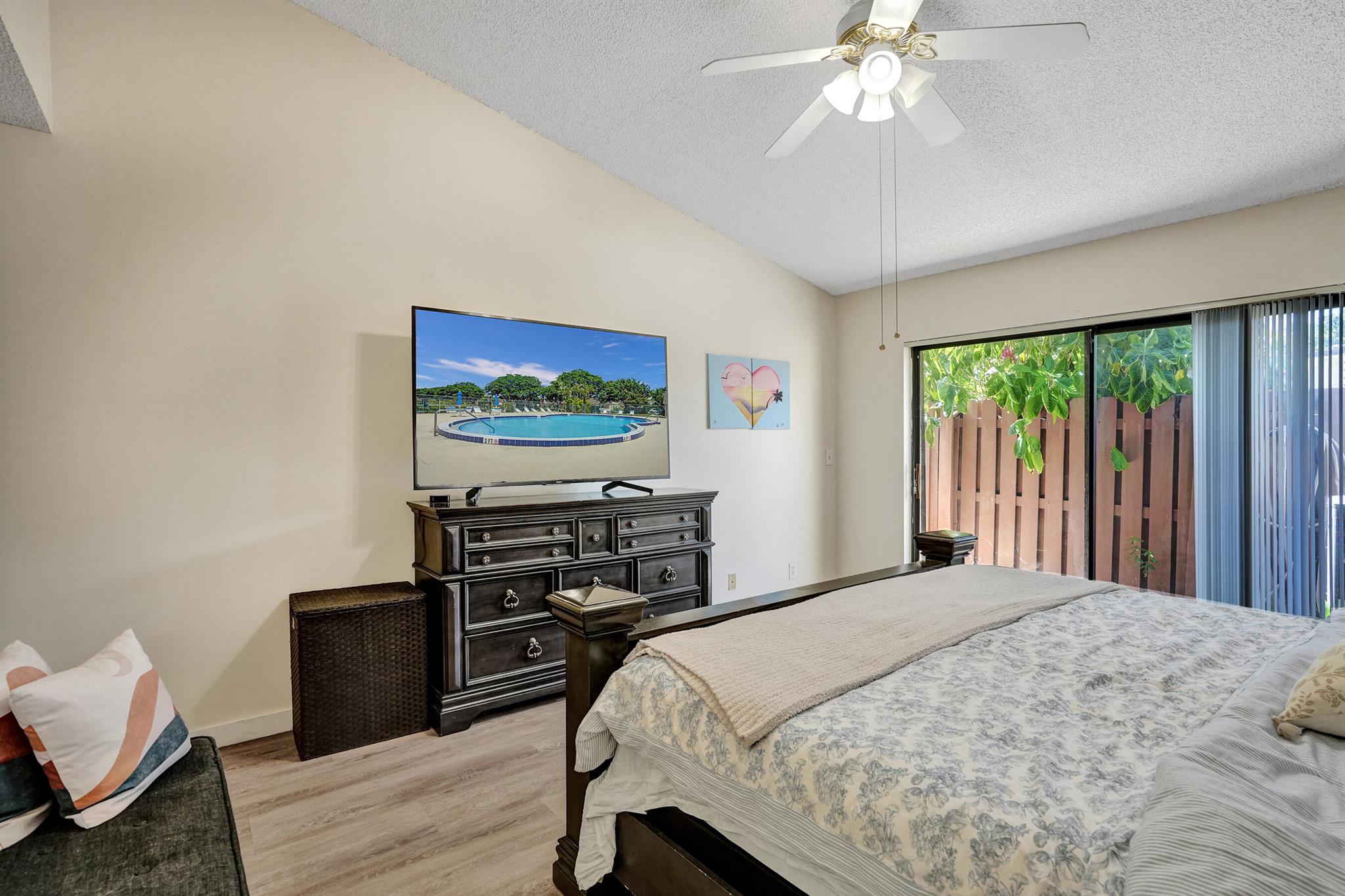 SPRINGDALE HOMES - Residential