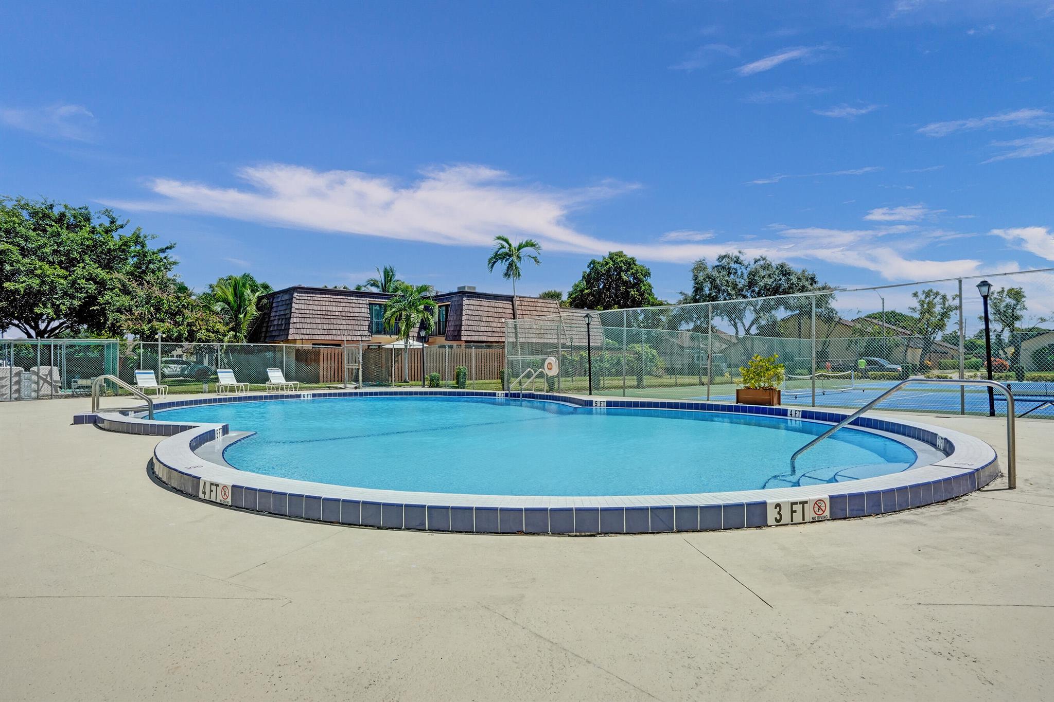 SPRINGDALE HOMES - Residential