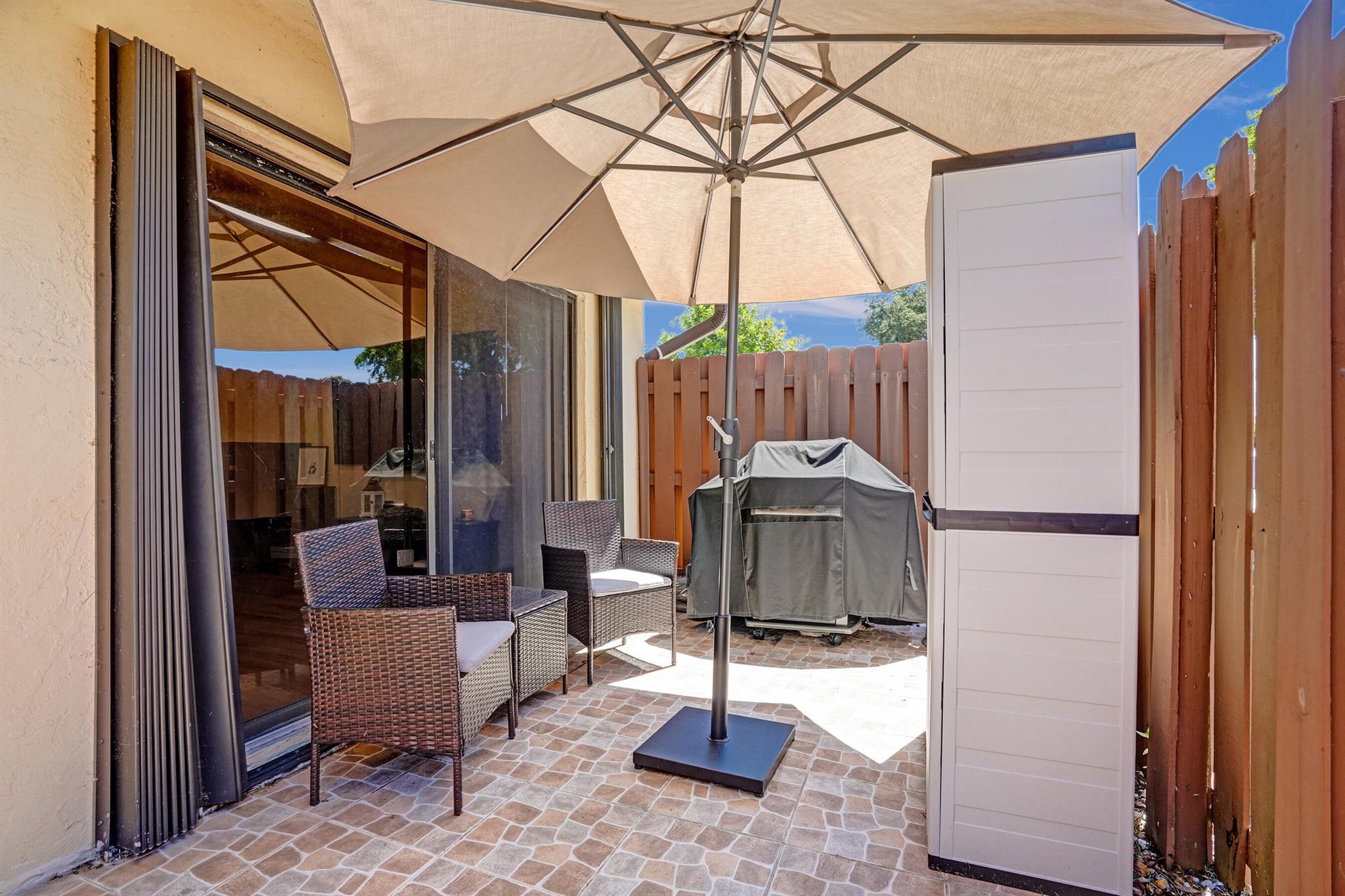 SPRINGDALE HOMES - Residential