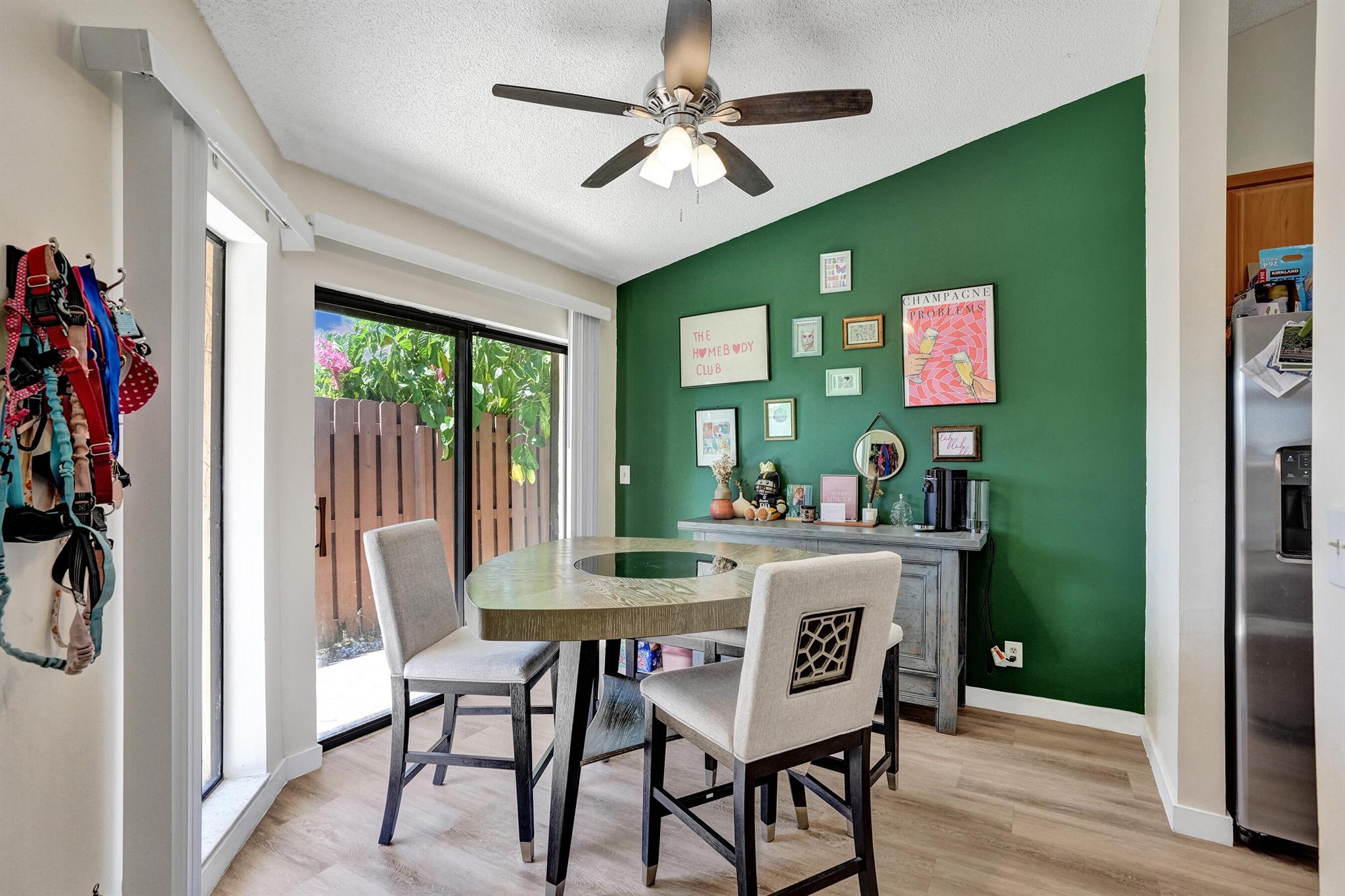 SPRINGDALE HOMES - Residential