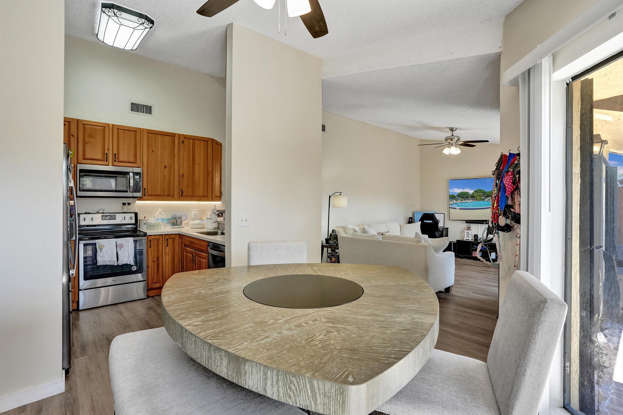 SPRINGDALE HOMES - Residential