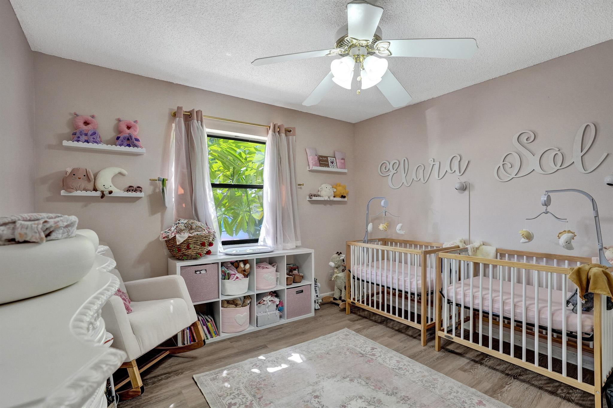 SPRINGDALE HOMES - Residential