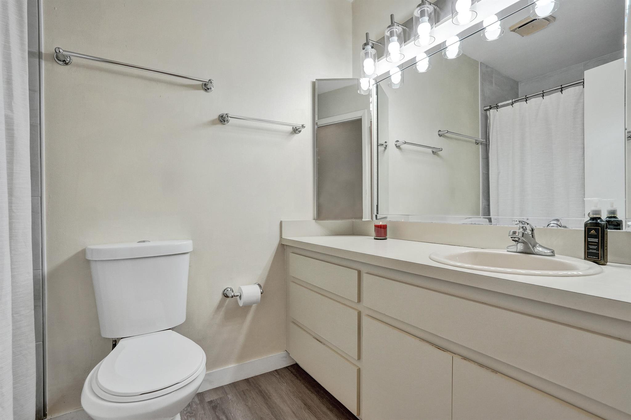 SPRINGDALE HOMES - Residential