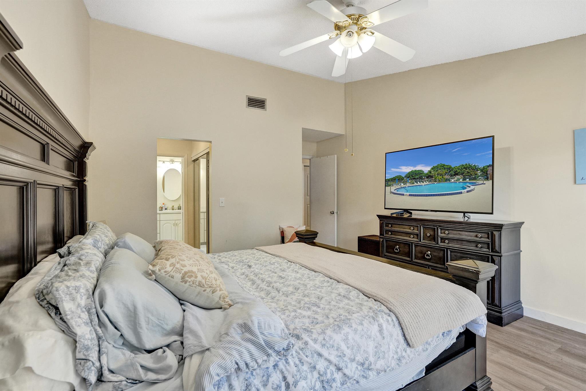 SPRINGDALE HOMES - Residential