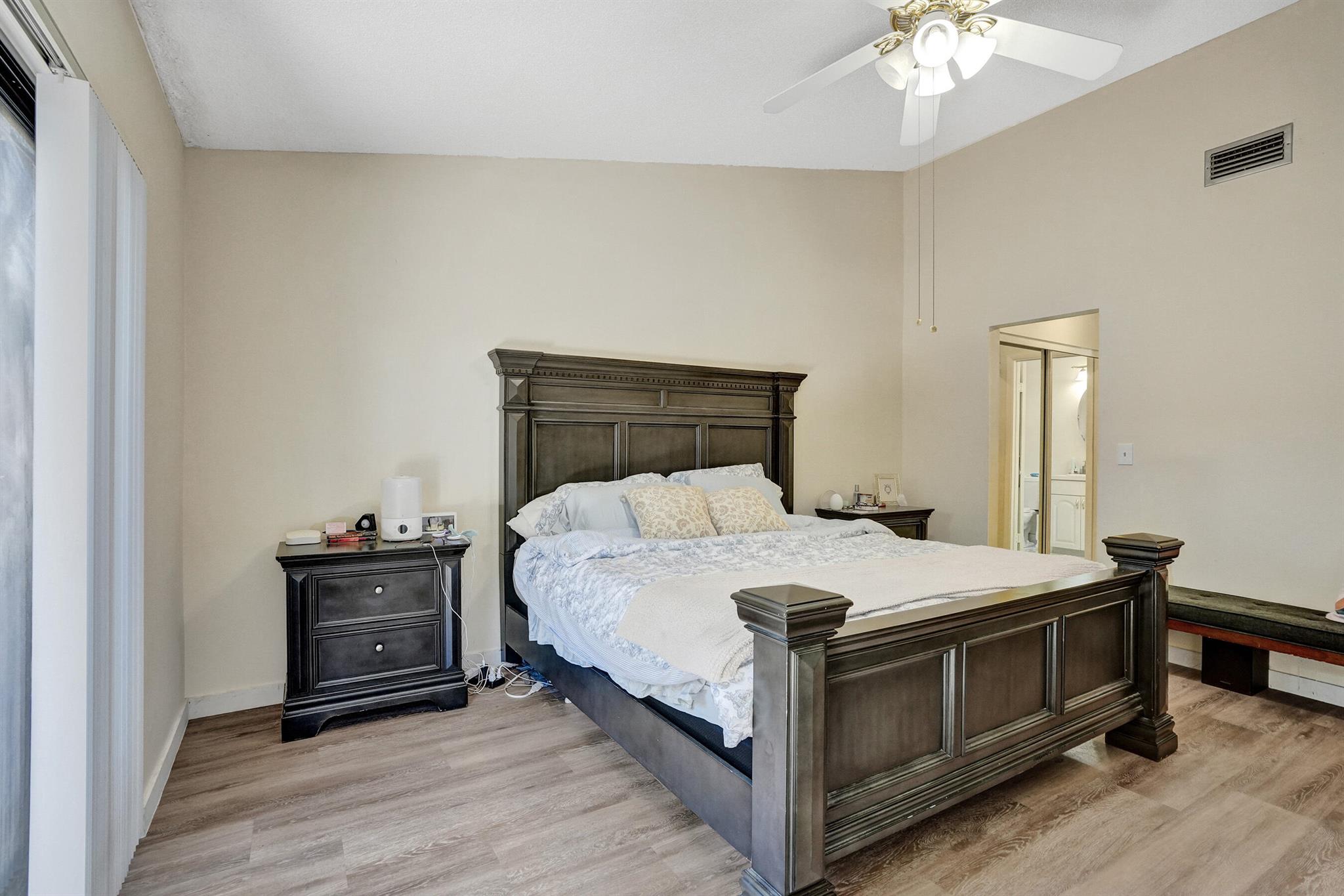 SPRINGDALE HOMES - Residential