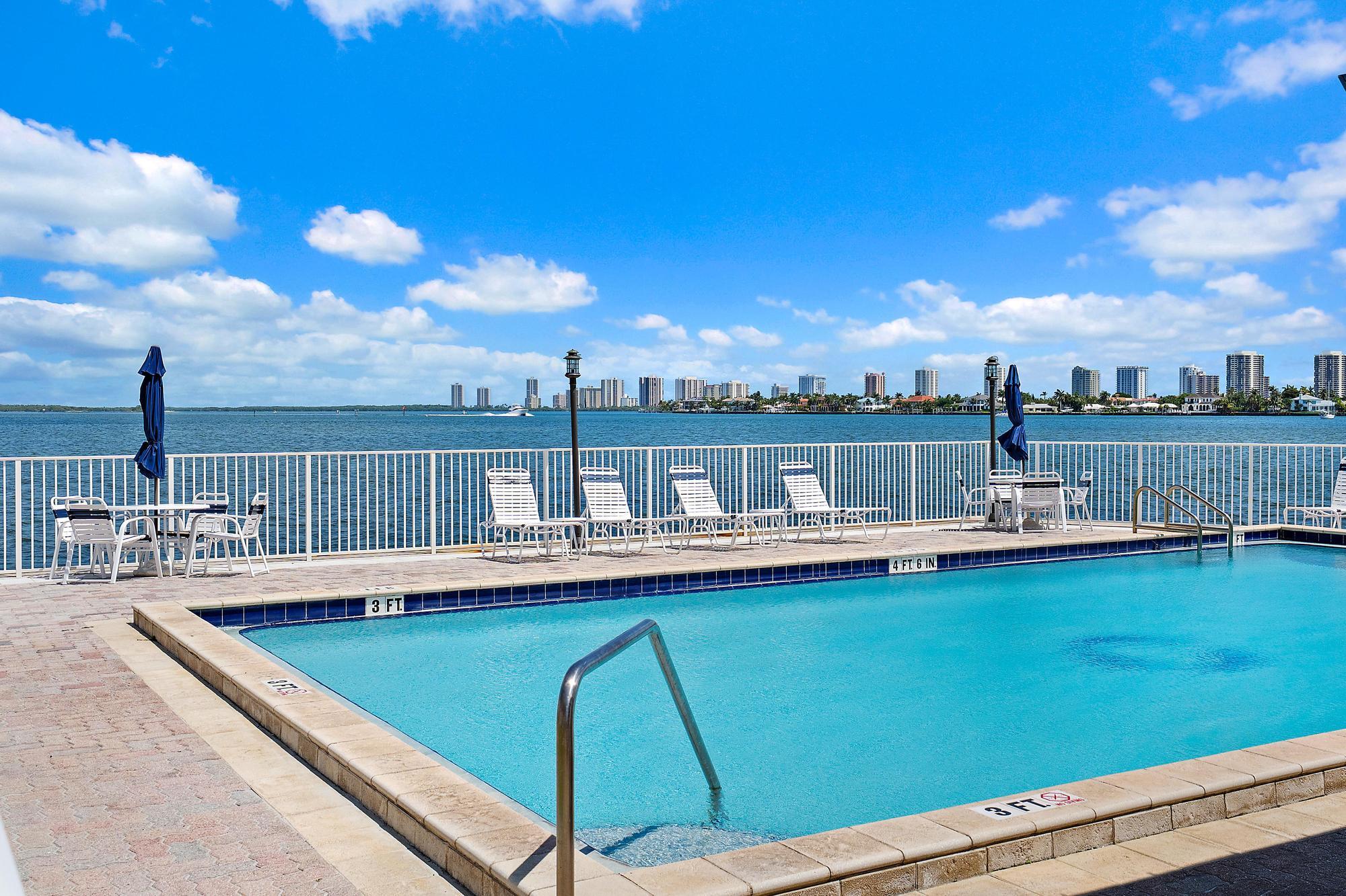 WILSHIRE EAST CONDOS - Residential