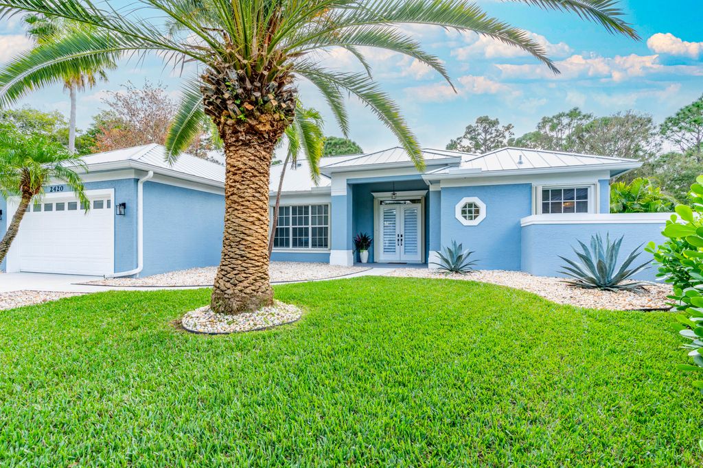 Photo of 2420 SW Carriage Place, Palm City, FL 34990 (MLS # R11060480)