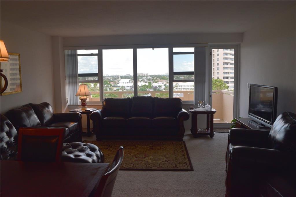Coral Ridge Towers South - Residential