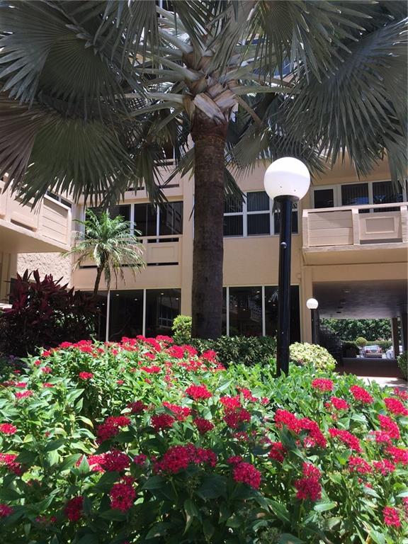 Coral Ridge Towers South - Residential