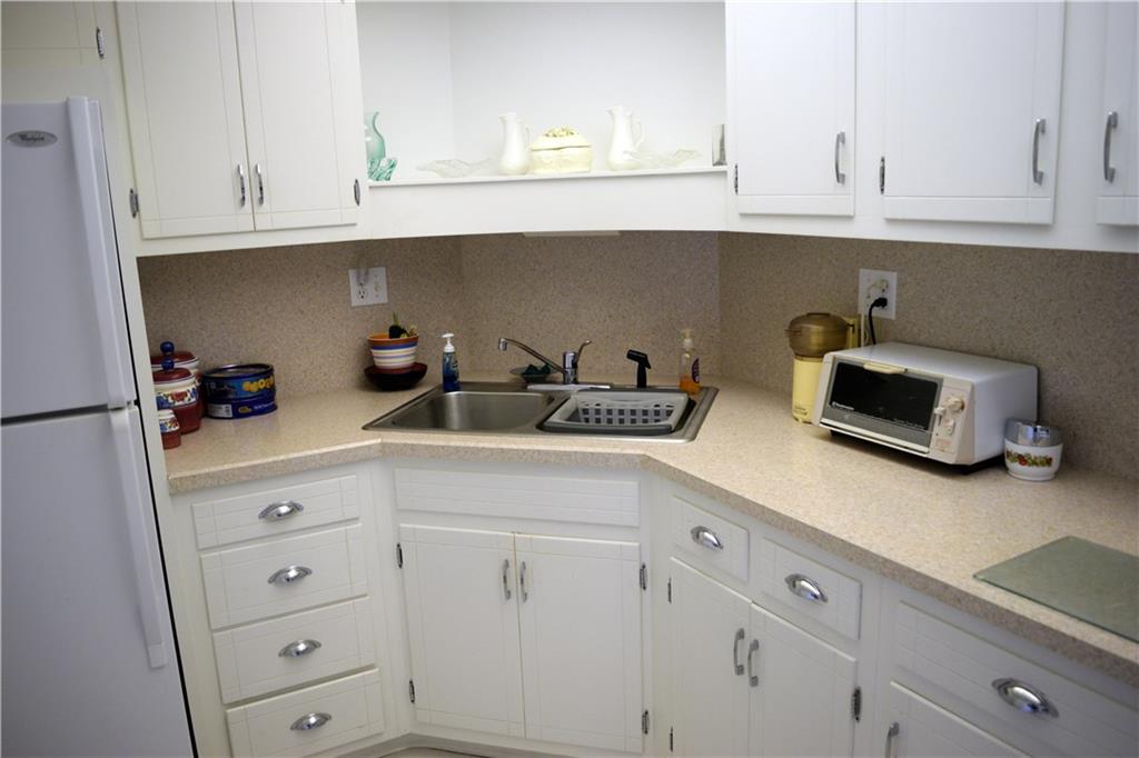 Coral Ridge Towers South - Residential