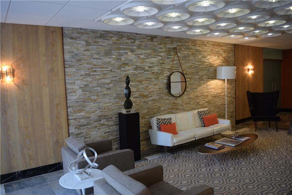 Coral Ridge Towers South - Residential