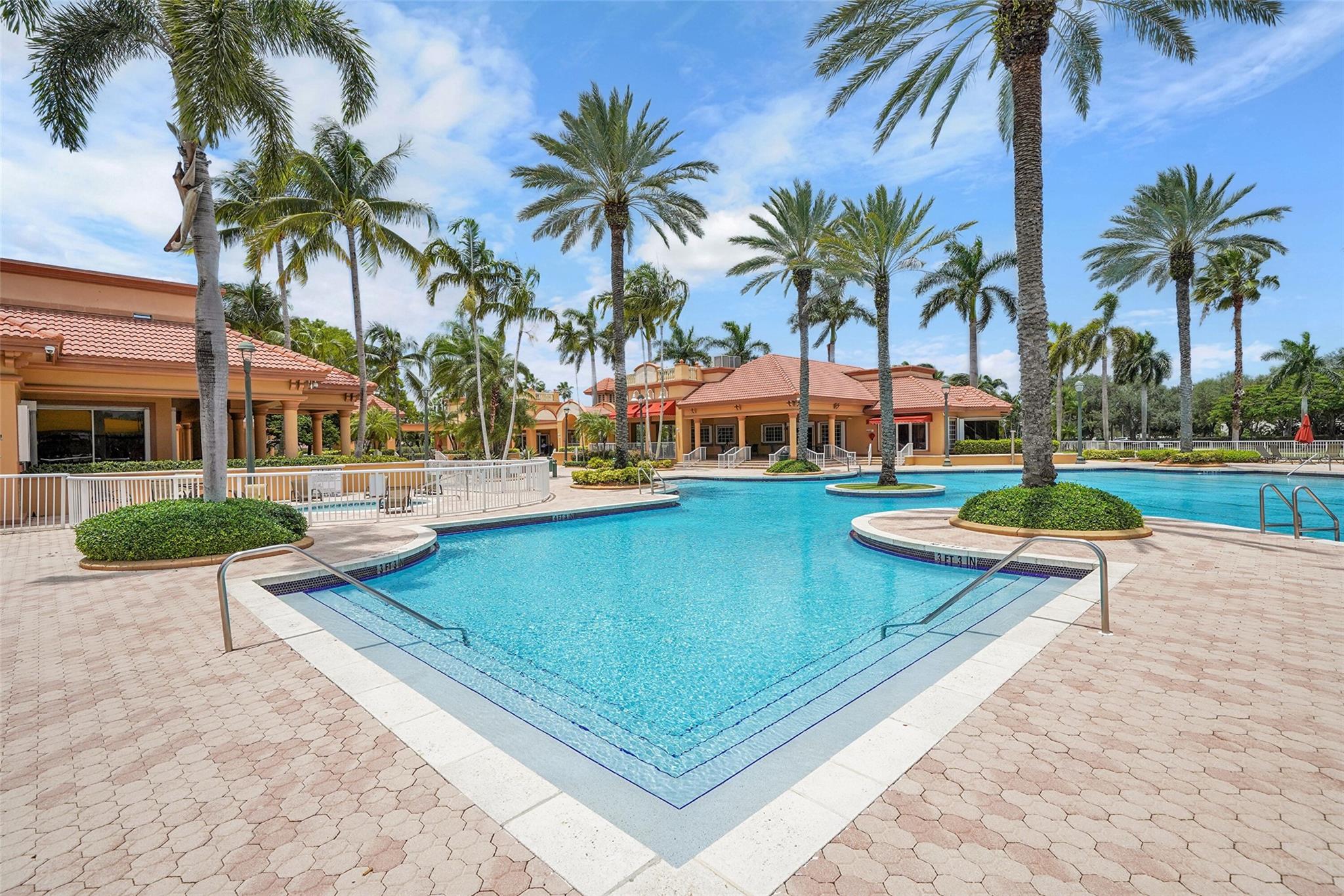 Sunset Lakes One 164-34 B - Residential