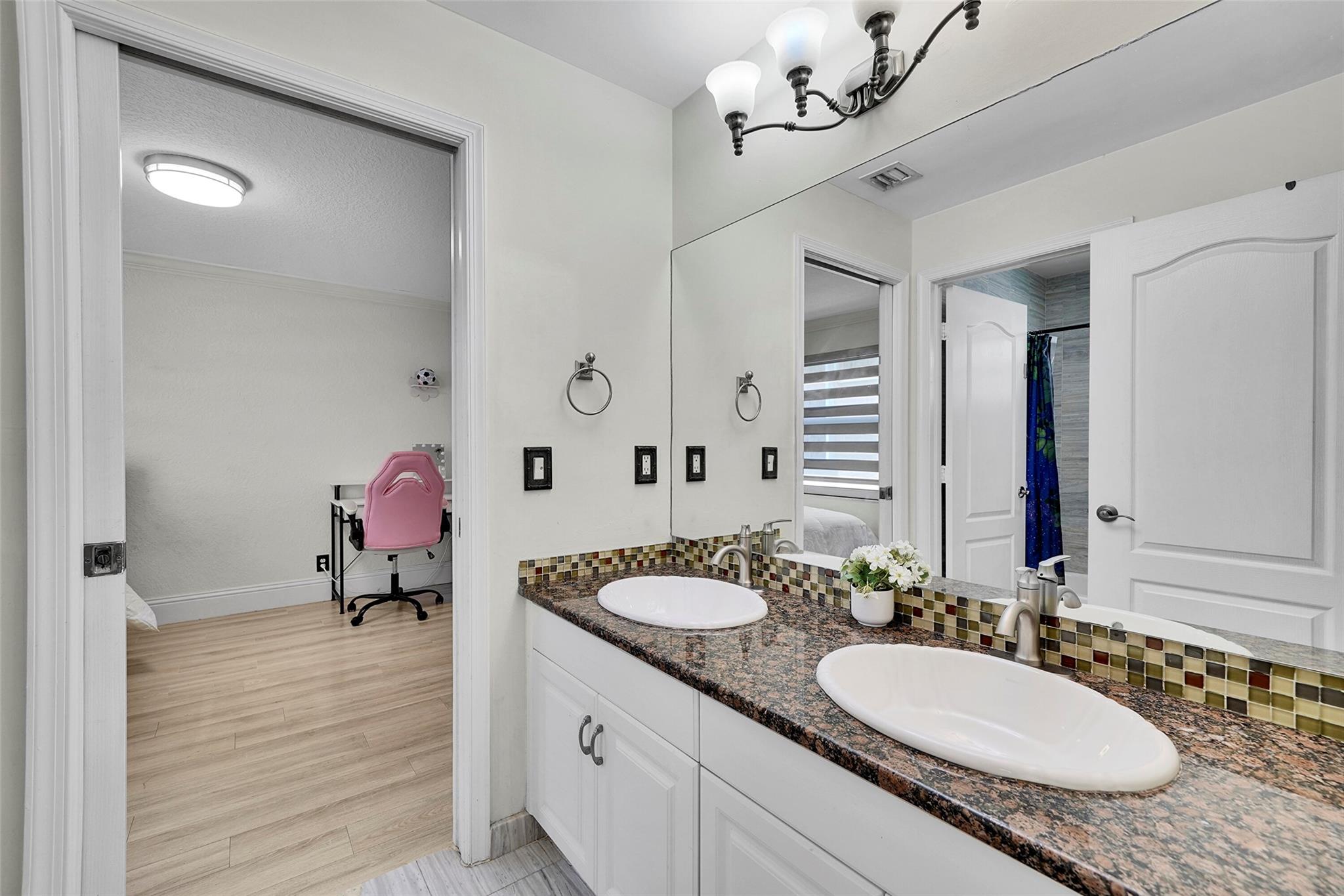 Sunset Lakes One 164-34 B - Residential