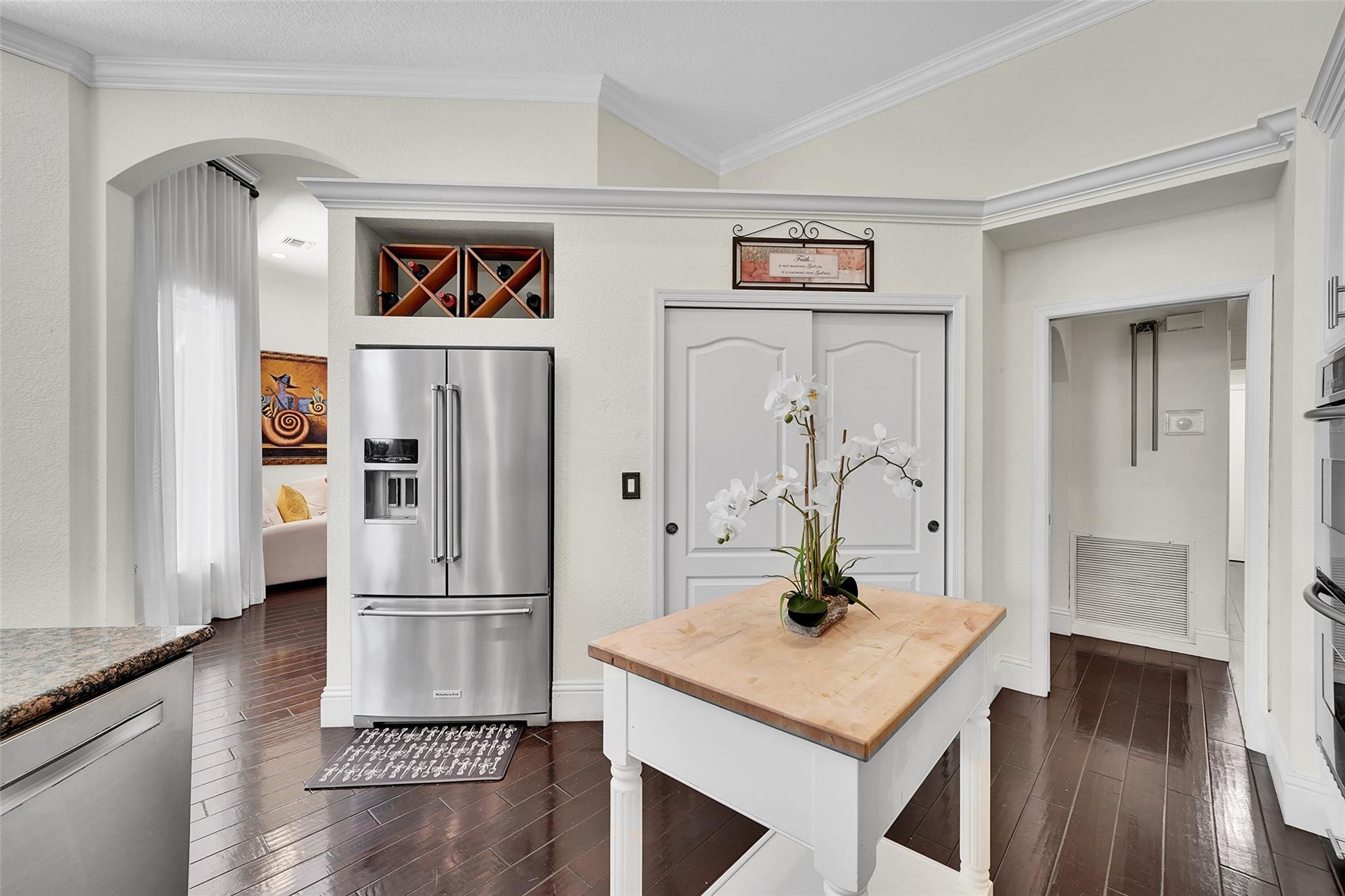 Sunset Lakes One 164-34 B - Residential