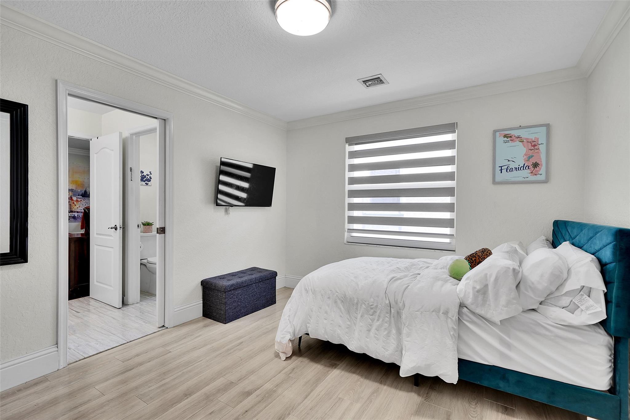 Sunset Lakes One 164-34 B - Residential