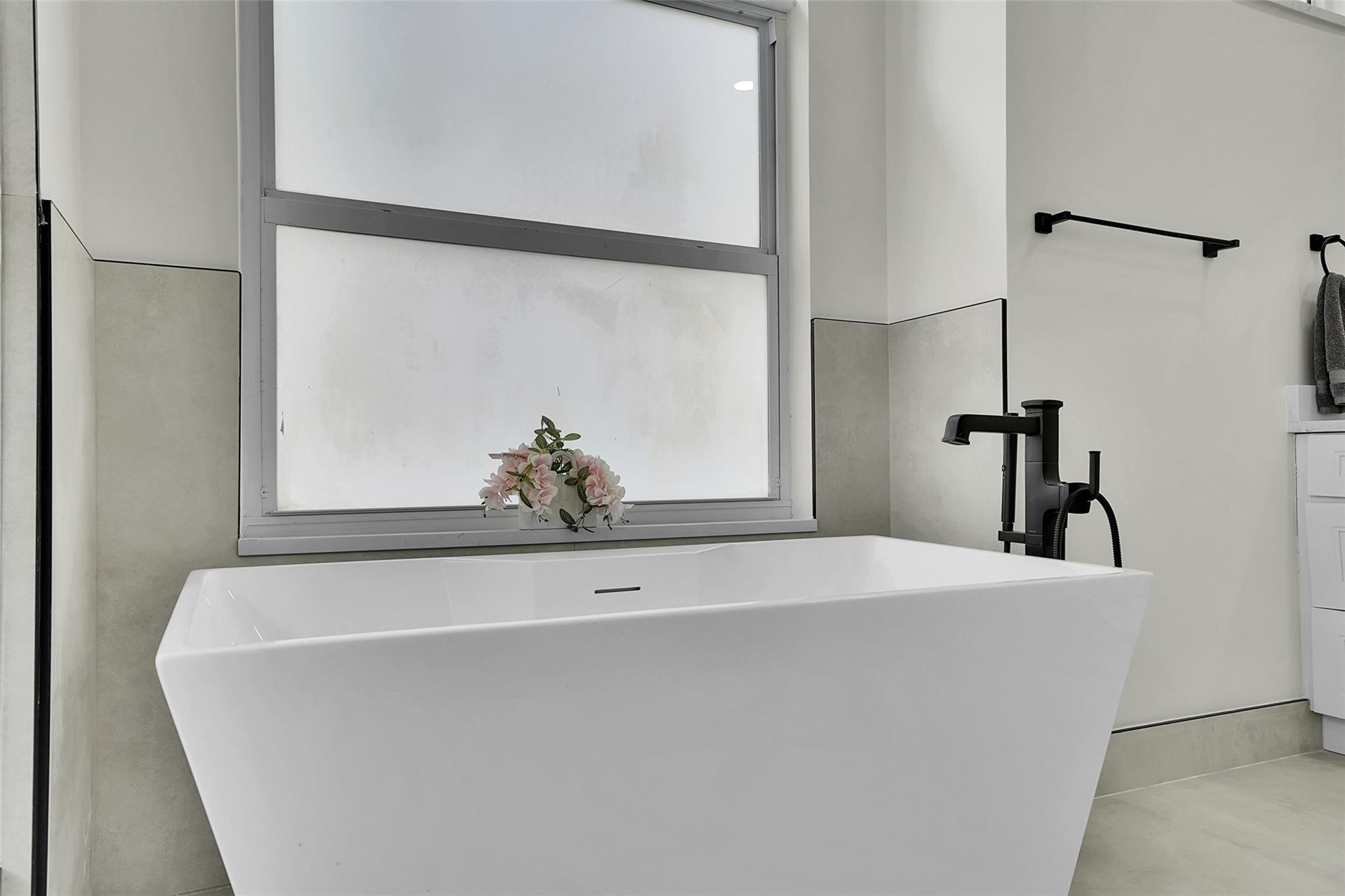 Sunset Lakes One 164-34 B - Residential