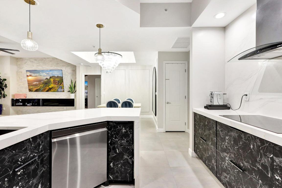 ONE CITY PLAZA CONDO - Residential Lease