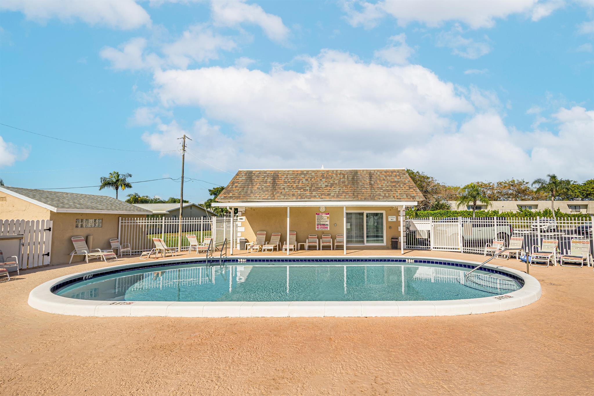 IMPERIAL VILLAS CONDO - Residential Lease