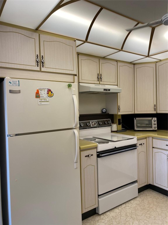 Century Village East - Residential