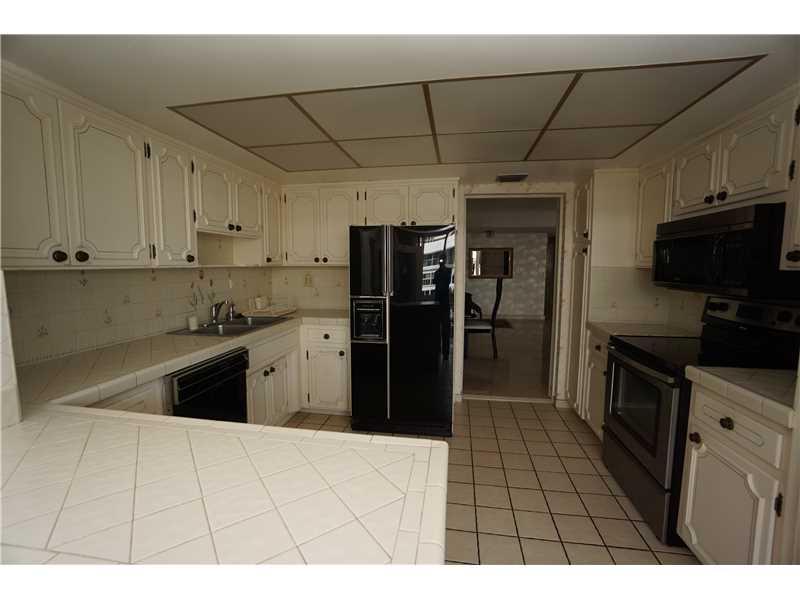 WAYNE HOUSE CONDO - Residential Lease