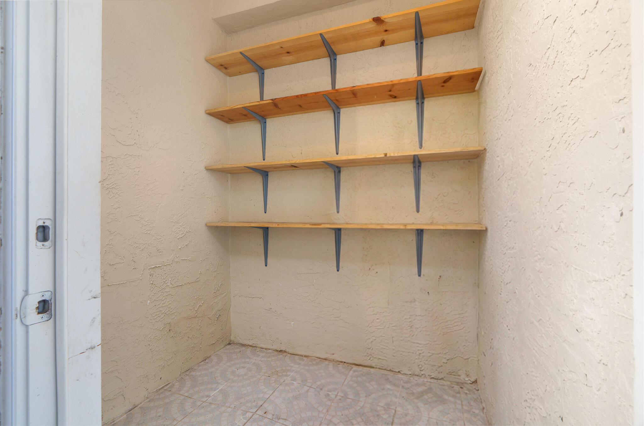 7623 Southampton Terrace 102