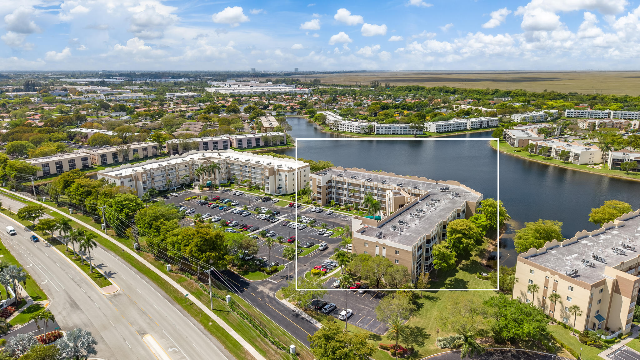 SOUTHAMPTON CONDOMINIUM - Residential