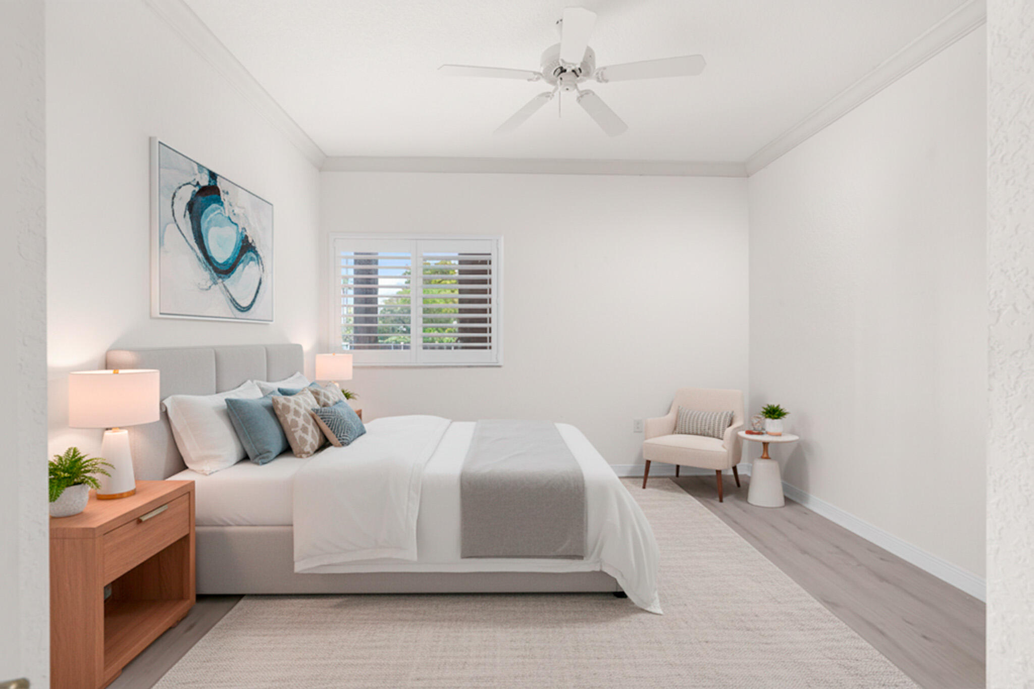 SOUTHAMPTON CONDOMINIUM - Residential