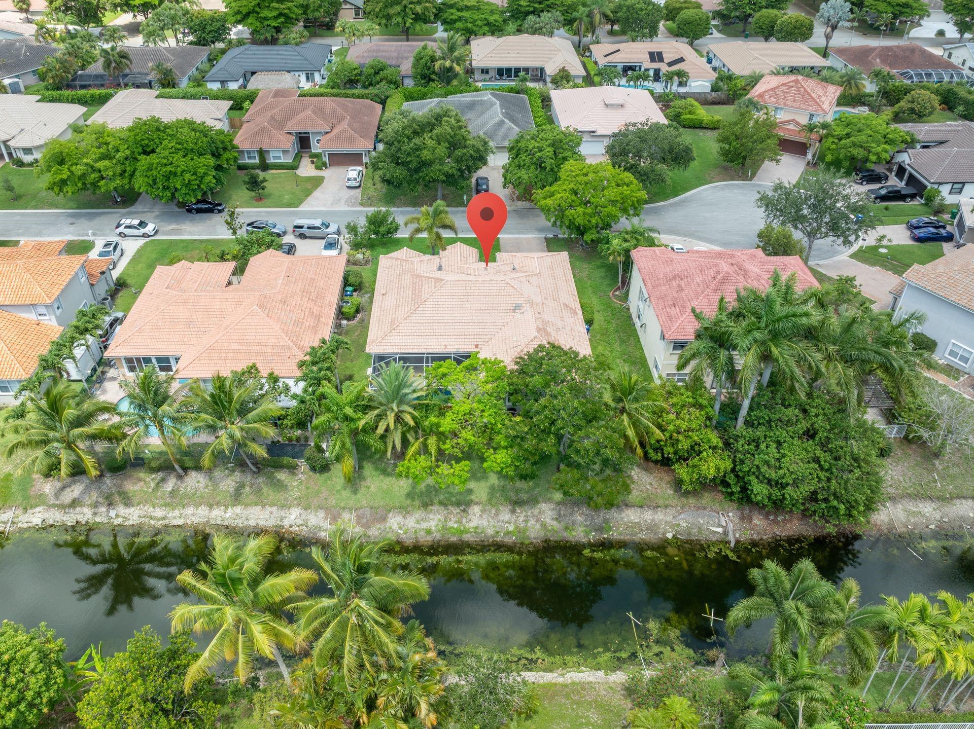 4927 NW 58th Ave