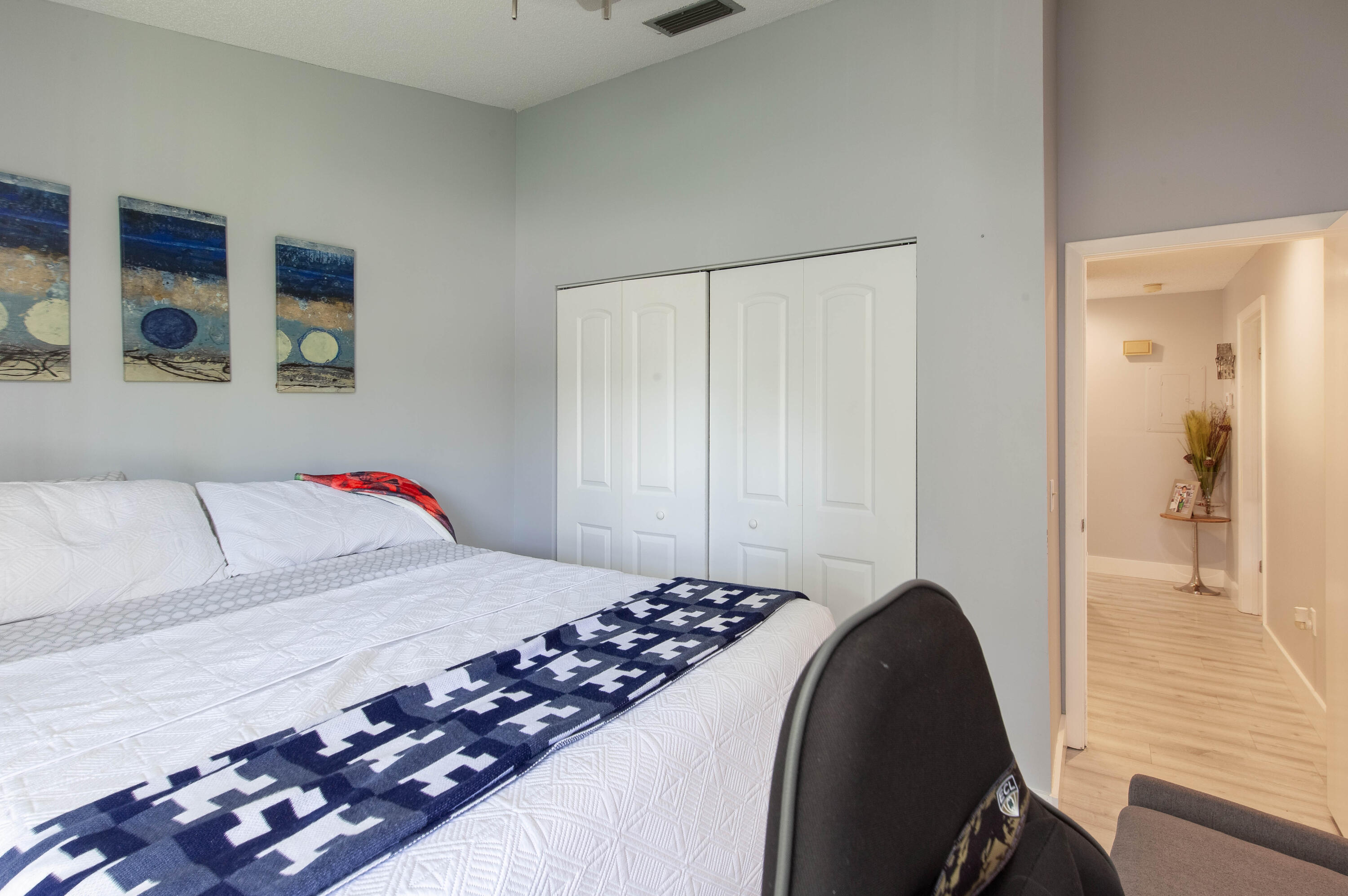 SHEFFIELD WOODS AT WELLINGTON CONDO - Residential