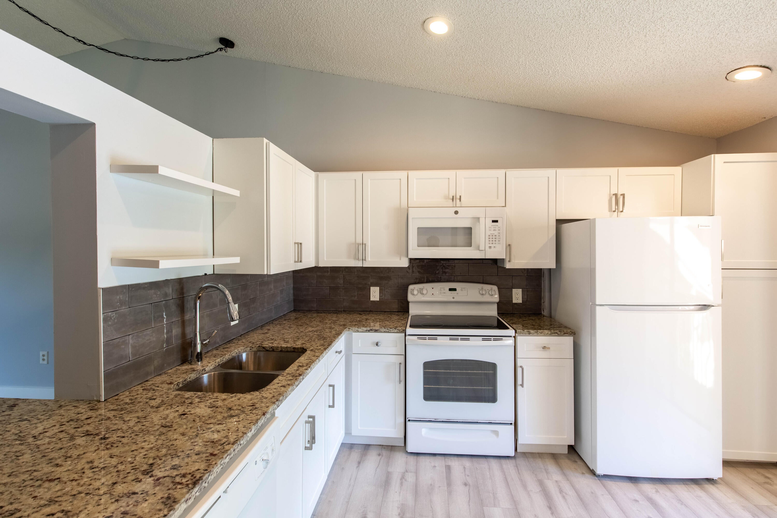 13035 Albright Court 4