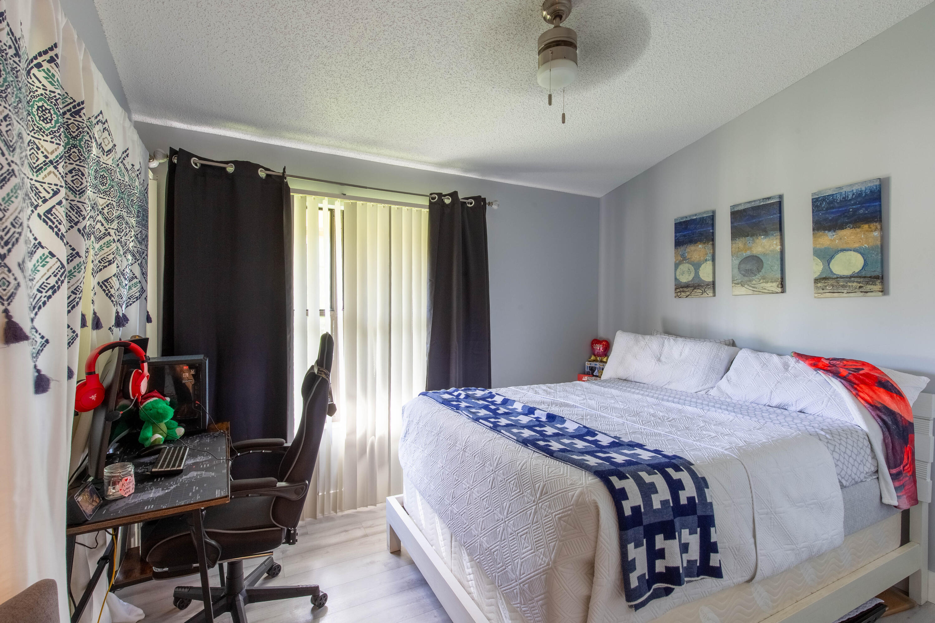 SHEFFIELD WOODS AT WELLINGTON CONDO - Residential