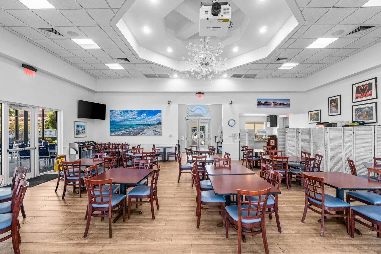 VALENCIA LAKES 3 - Residential