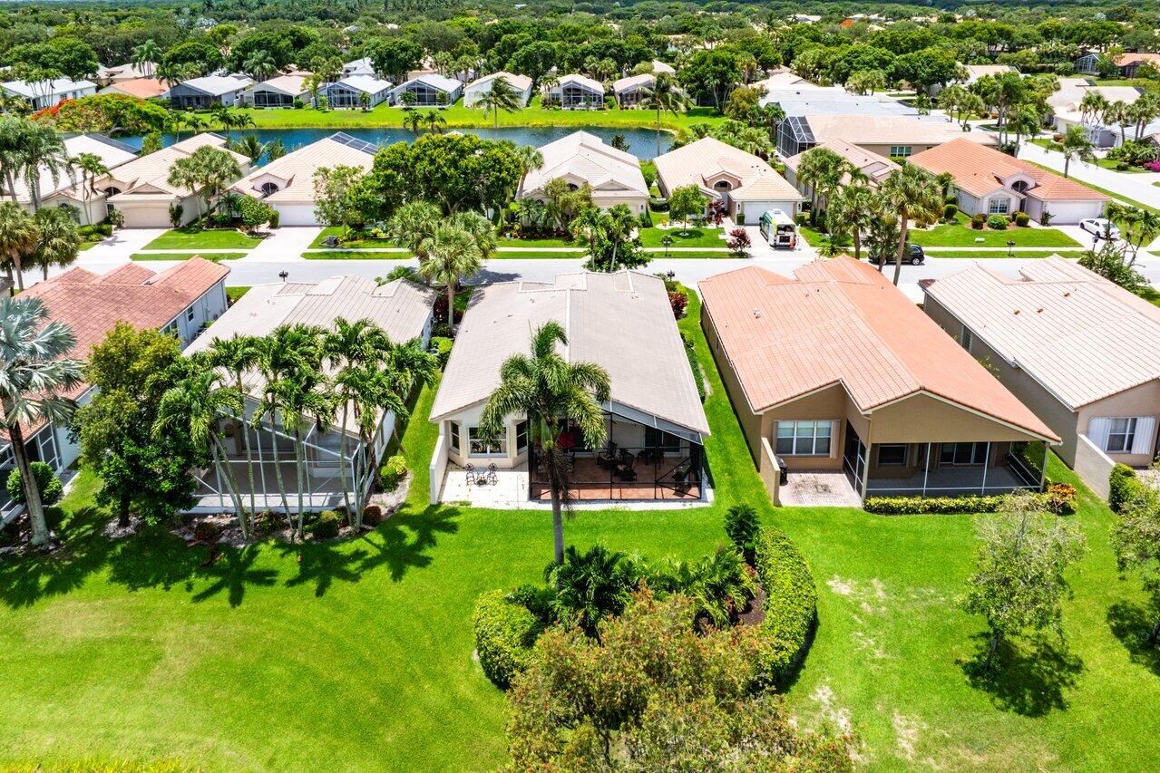 VALENCIA LAKES 3 - Residential