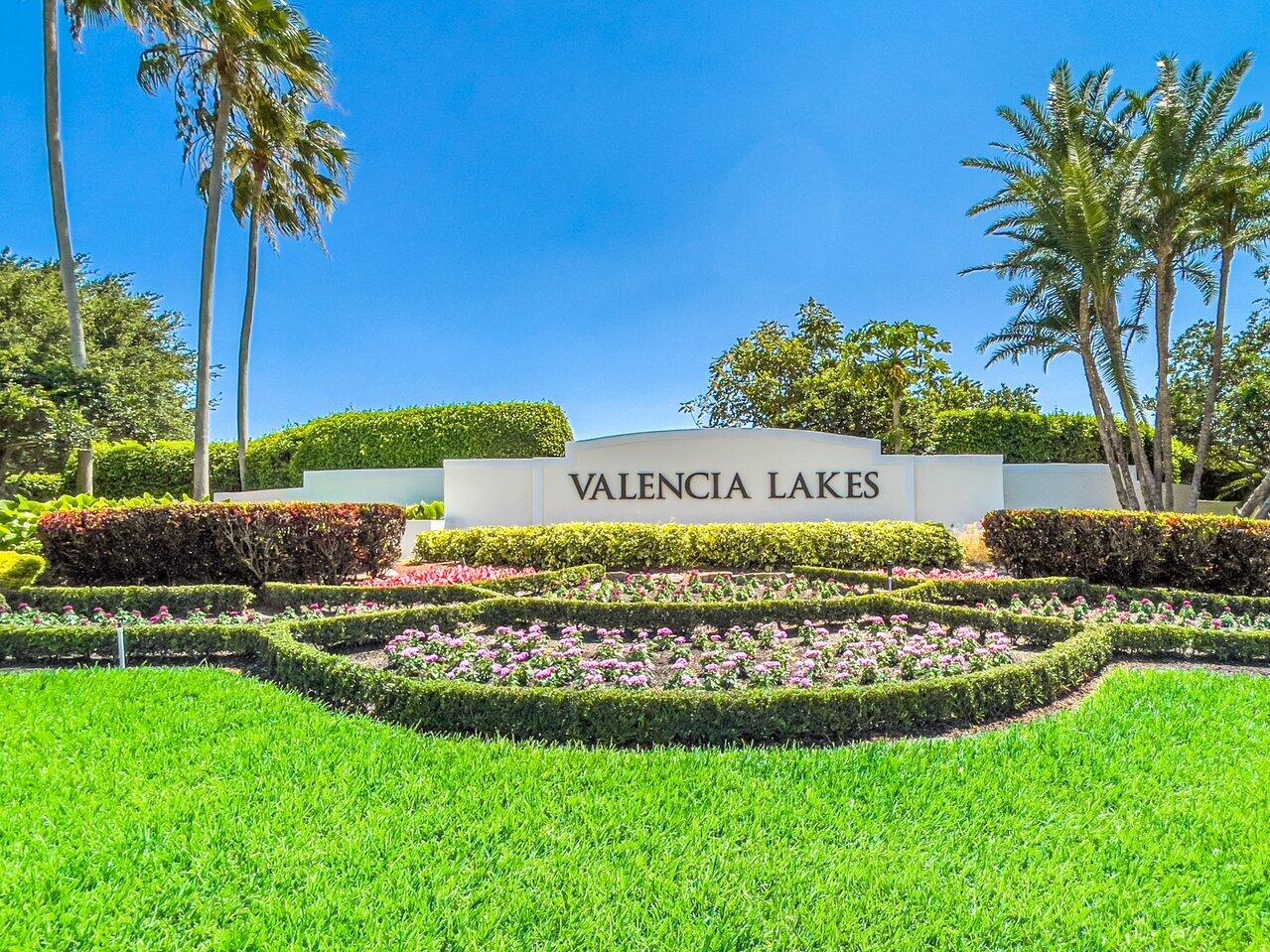 VALENCIA LAKES 3 - Residential
