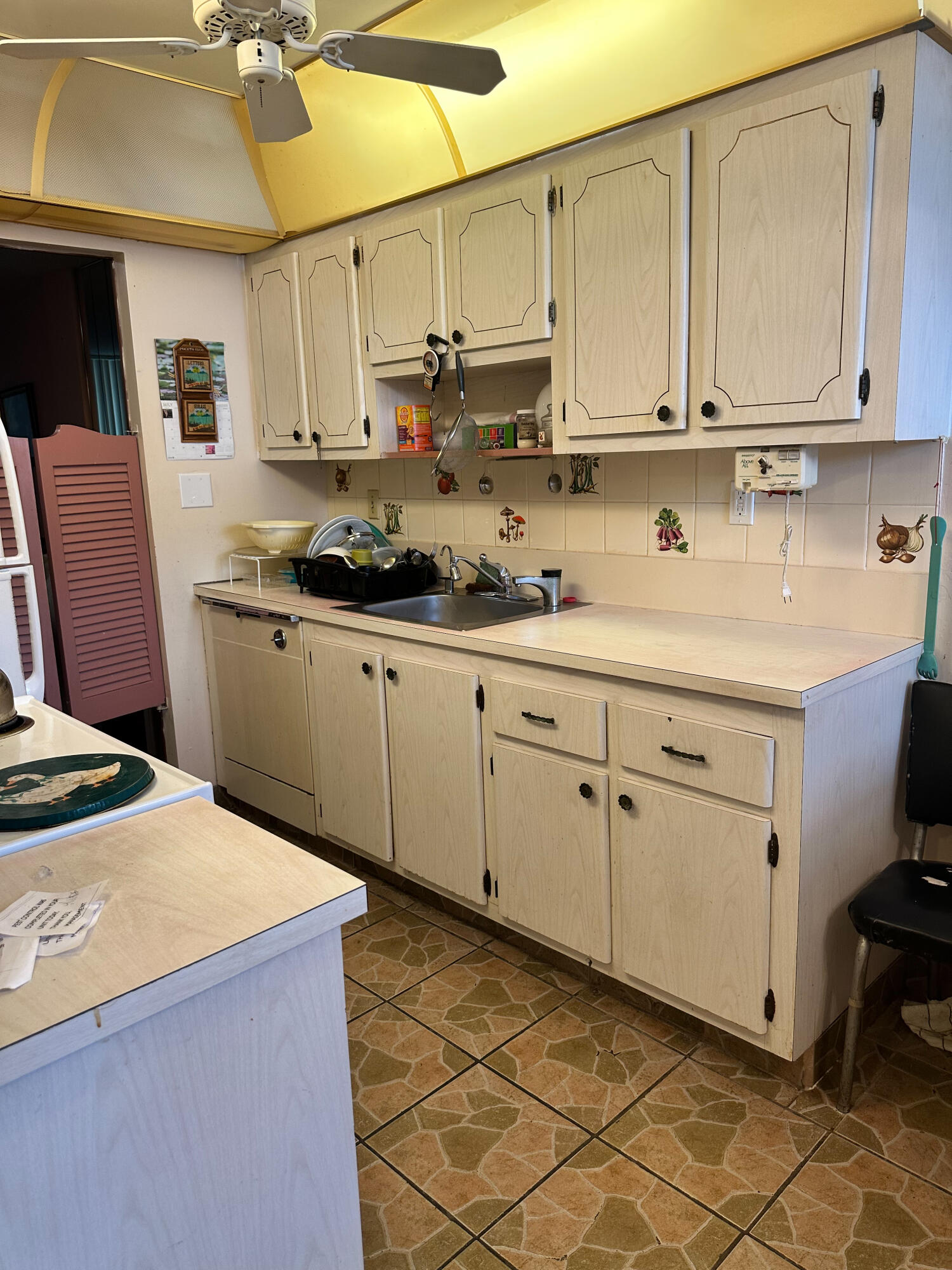 CYPRESS CHASE CONDO NO 3 - Residential