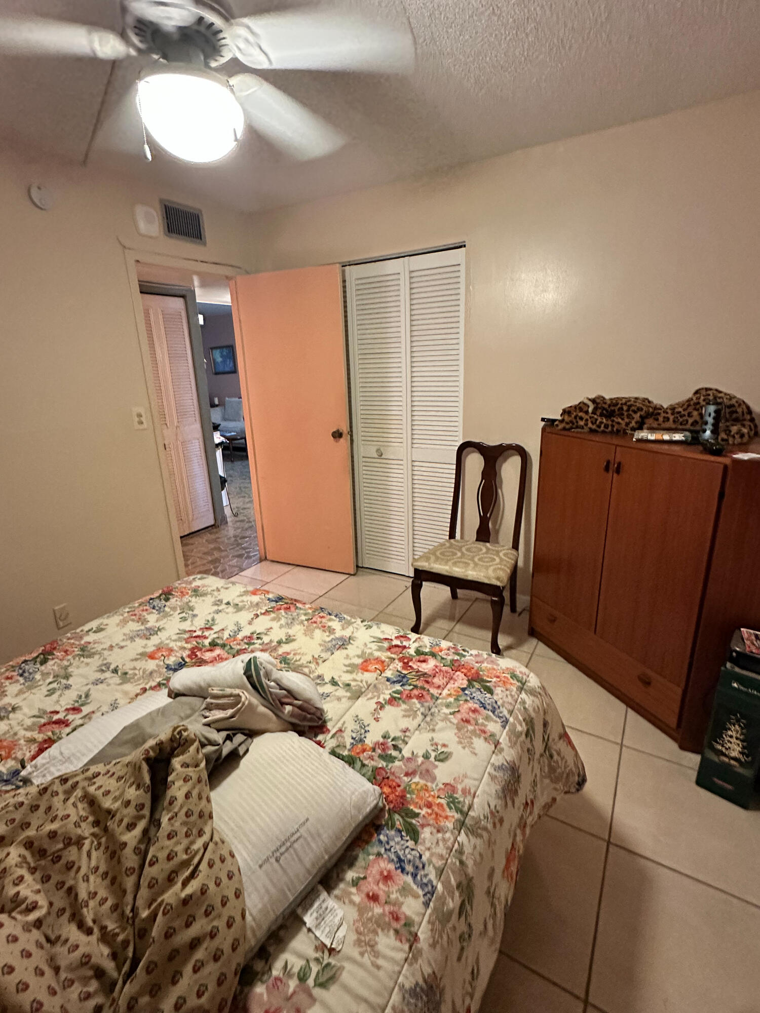 CYPRESS CHASE CONDO NO 3 - Residential