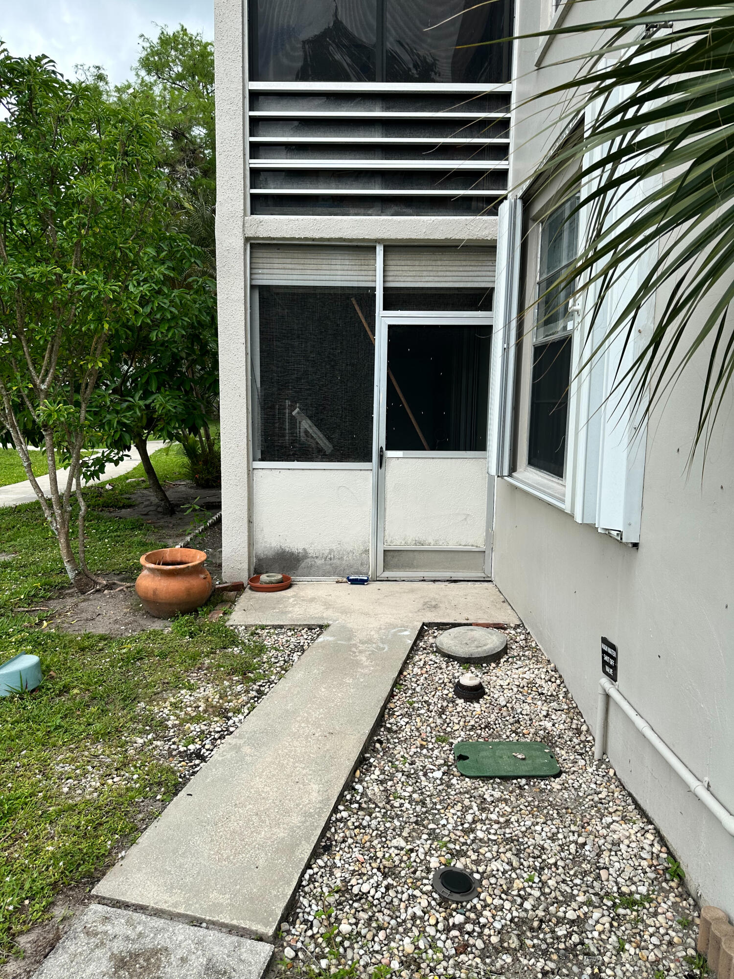 CYPRESS CHASE CONDO NO 3 - Residential