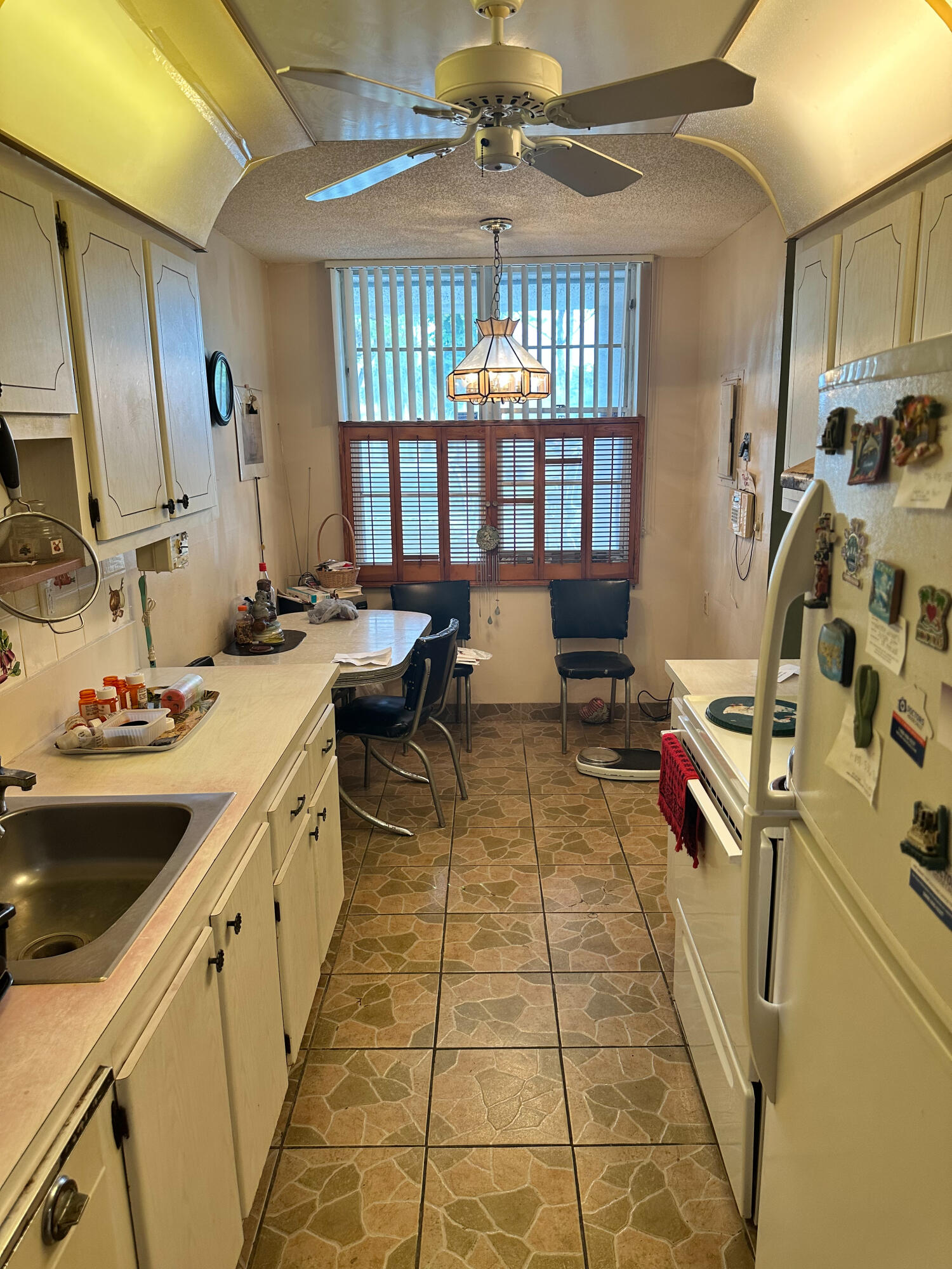 CYPRESS CHASE CONDO NO 3 - Residential