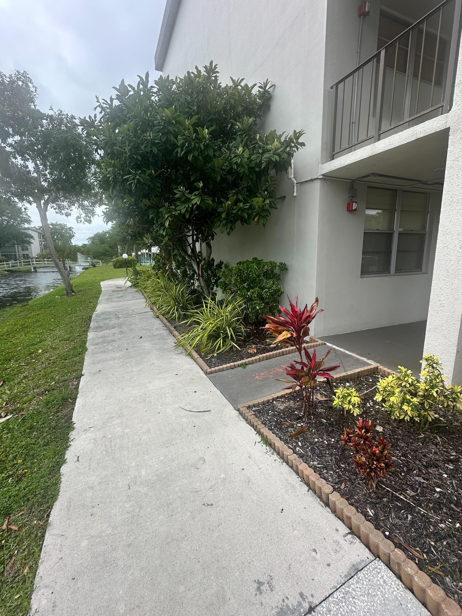 CYPRESS CHASE CONDO NO 3 - Residential