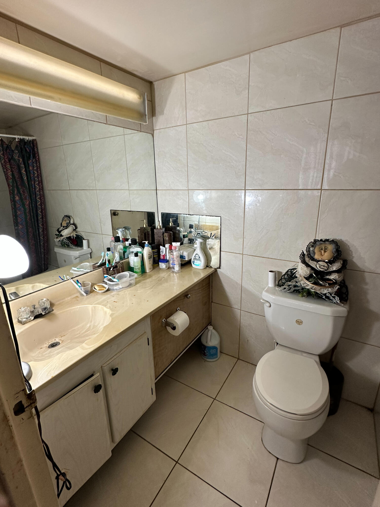 CYPRESS CHASE CONDO NO 3 - Residential