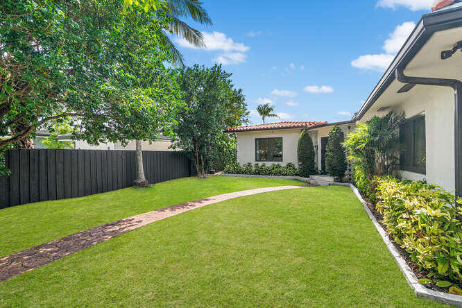 BISCAYNE POINT - Residential