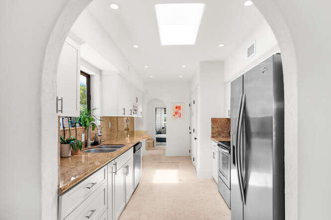 BISCAYNE POINT - Residential