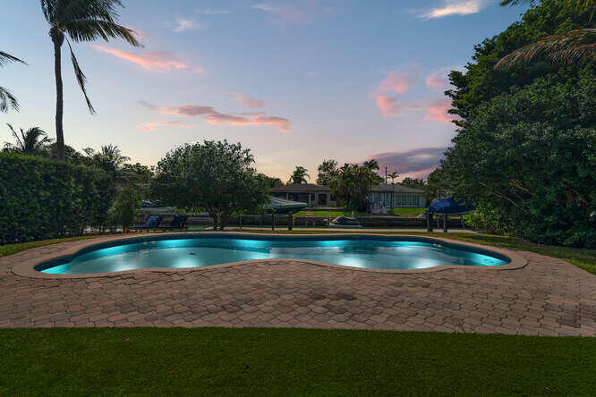 BISCAYNE POINT - Residential