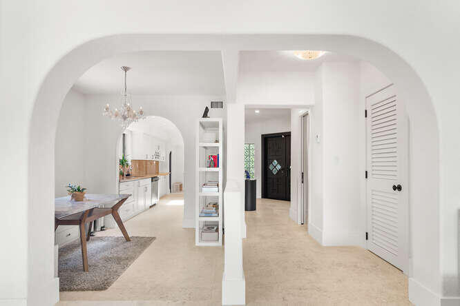 BISCAYNE POINT - Residential