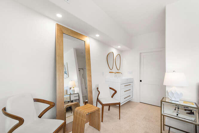 BISCAYNE POINT - Residential