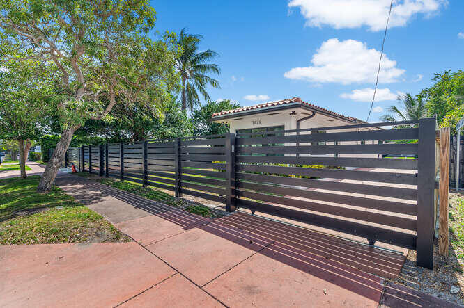 BISCAYNE POINT - Residential