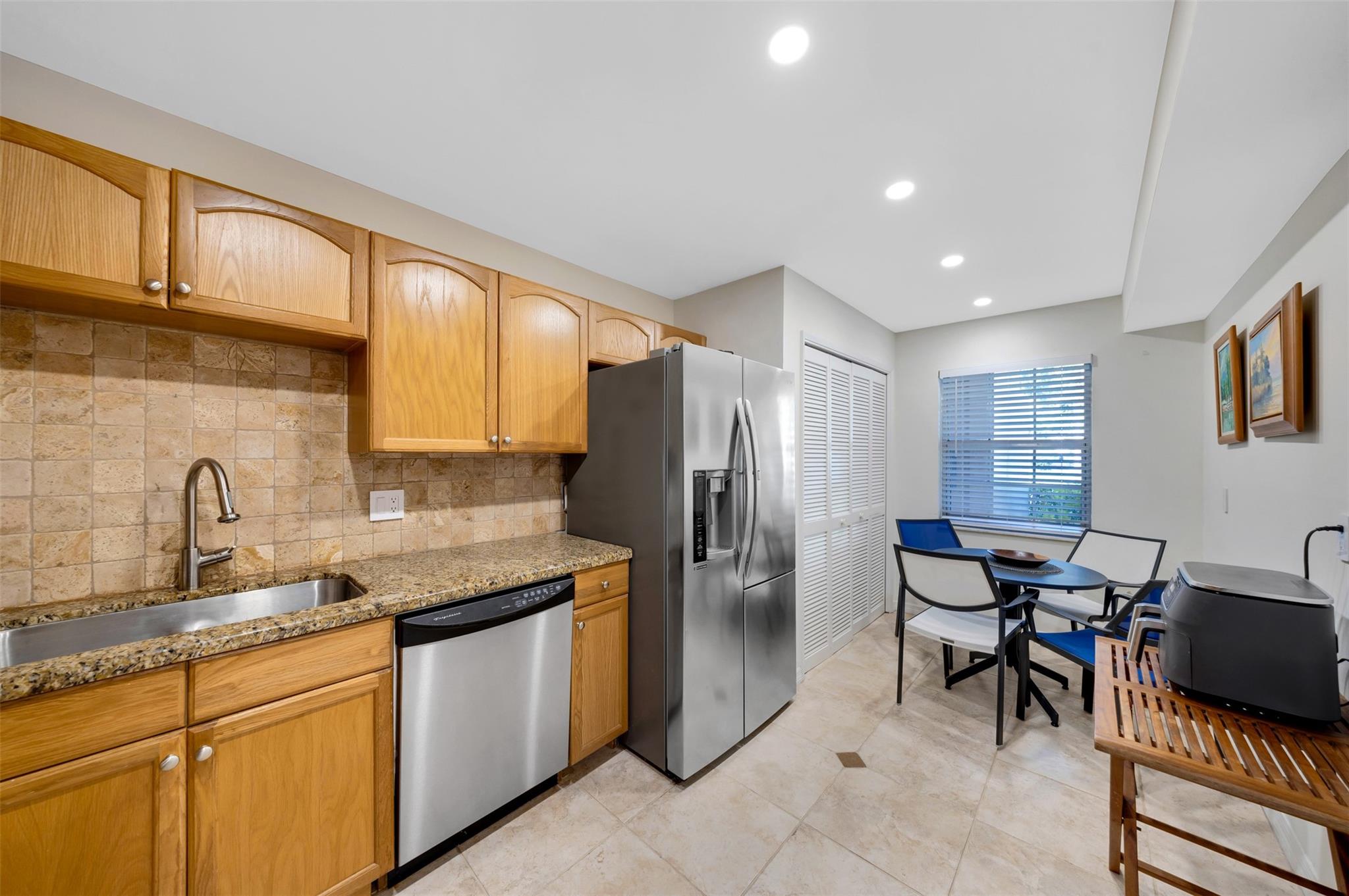 3641 Oaks Clubhouse Dr 106