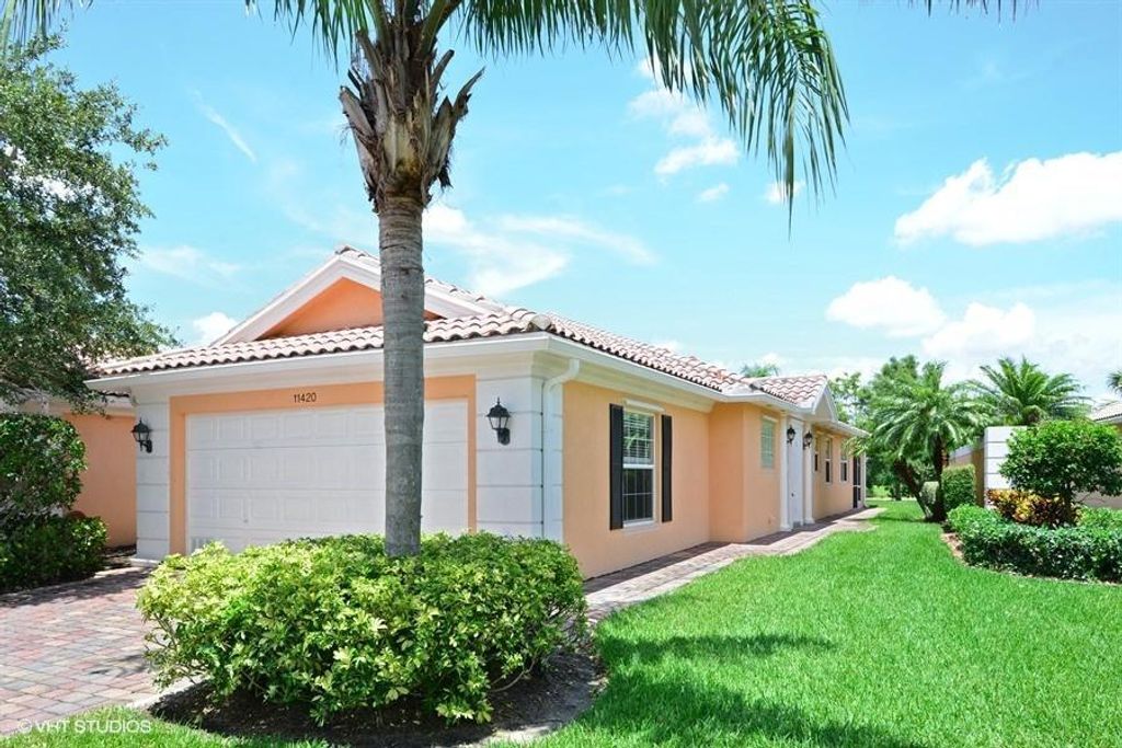 Photo of 11420 SW Pembroke Drive, Port Saint Lucie, FL 34987 (MLS # R10686413)